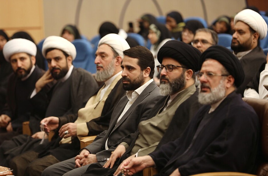 سخنرانی مدیر مجتمع عالی بین الملل