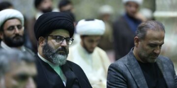 حضور فعال مدیر مجتمع عالی بین‌الملل حوزه‌های علمیه در دیدار آیت‌الله علیرضا اعرافی با طلاب و اساتید ایرانی مقیم نجف اشرف