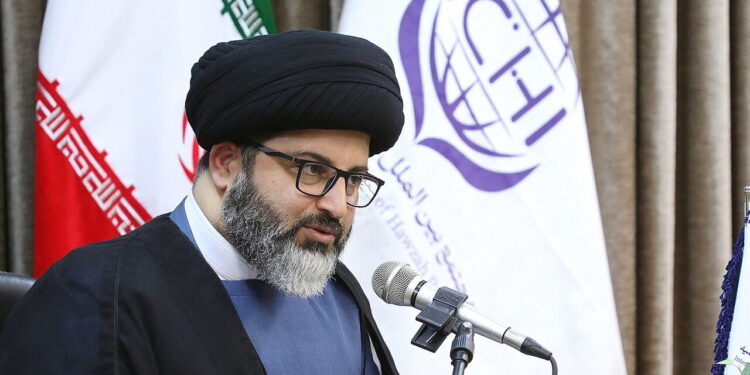 با مجتمع عالی آموزشی و پژوهشی بین‌الملل آشنا شوید.